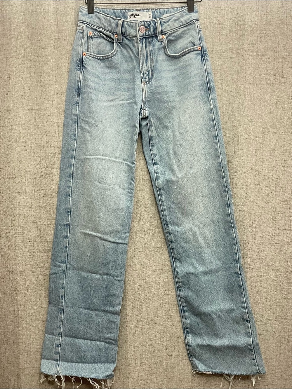 Garage Women’s Light Blue Straight-Leg Slouchy Jeans
